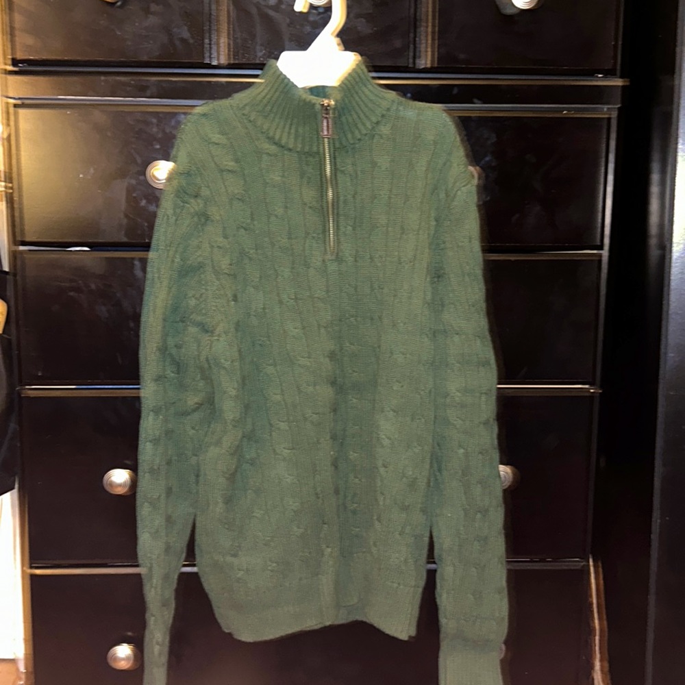 Old Navy Green Sweater